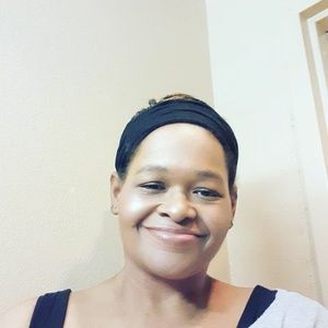 Meet your Posher, Renita